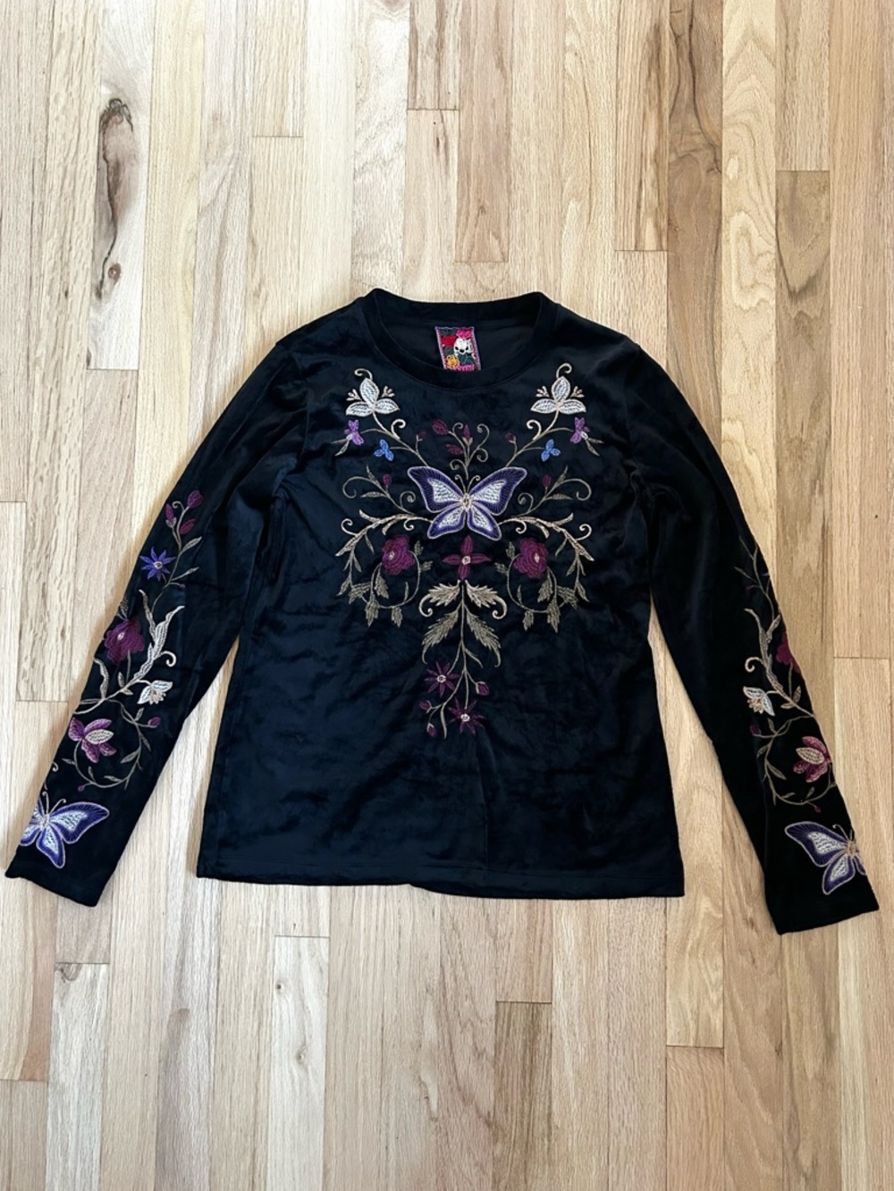 JOHNNY WAS bounce velour long sleeve top embroidered whimsigoth boho size M - Picture 4 of 14